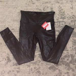 Spanx Faux Leather Leggings size medium